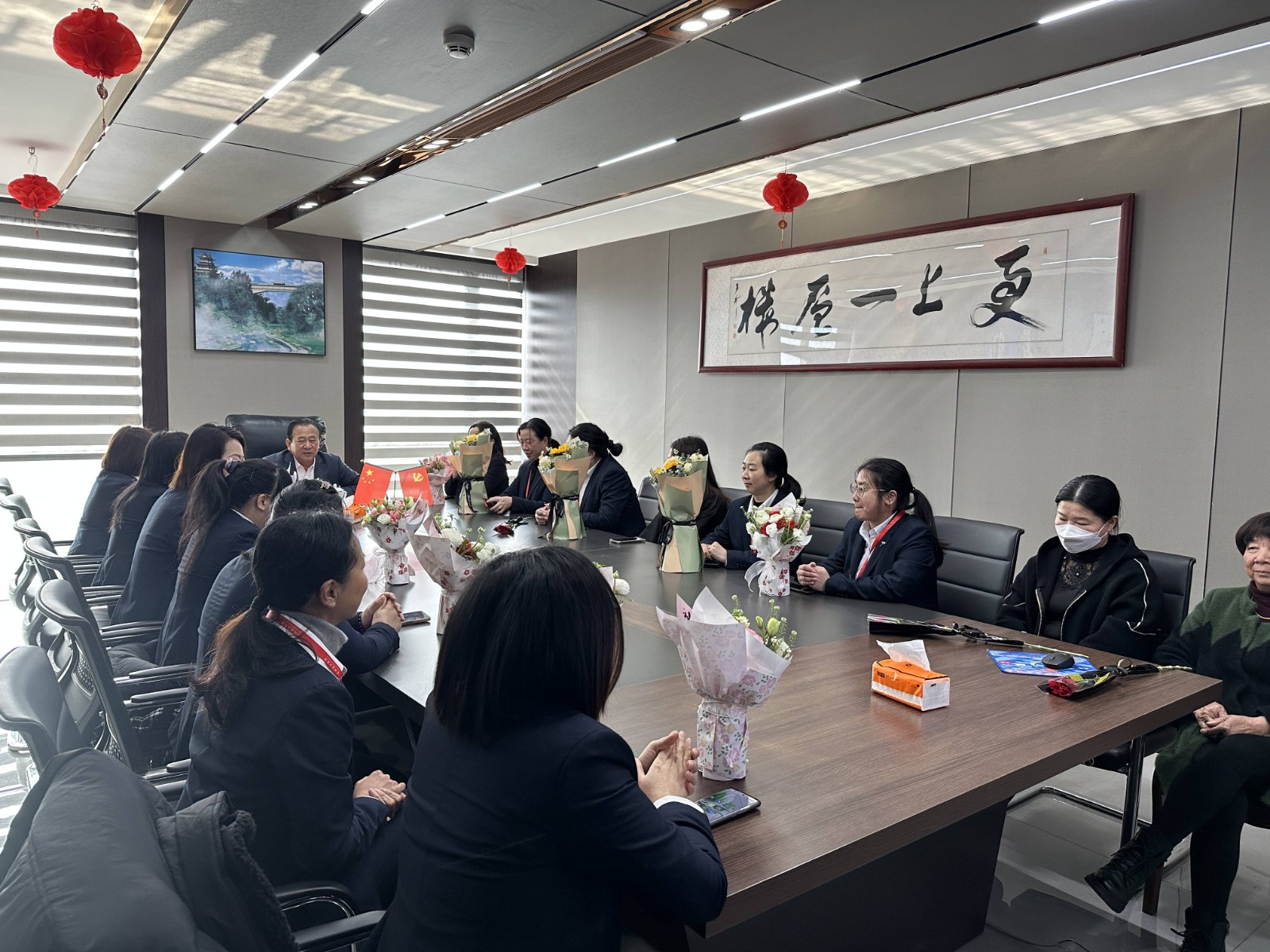 “同心協(xié)力 乘風破浪 巾幗力量,再創(chuàng)輝煌”易順建工集團舉行婦女節(jié)慶祝大會